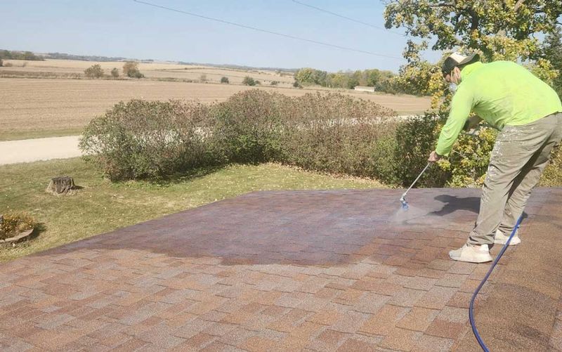 How Long is Your Stewartville Roof Supposed to Last?